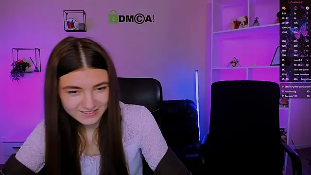 Snapshot of lissa_night chatting on November 17, 1:06 pm lissa night online show from November 17, 1:06 pm