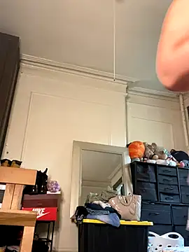 AlyCakes212 online show from September 22, 3:47 pm