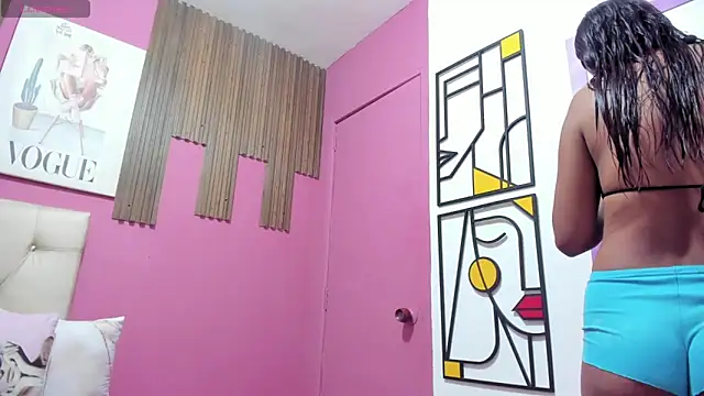 Lucia Spear online show from November 13, 12:59 pm