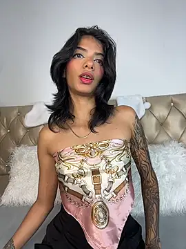 Snapshot of TweetiePieXXX chatting on December 20, 10:39 pm TweetiePieXXX online show from December 20, 10:39 pm