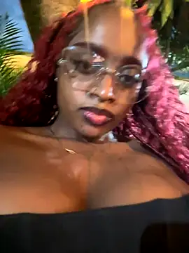 Snapshot of darle_volant chatting on November 14, 11:02 pm darle volant online show from November 14, 11:02 pm