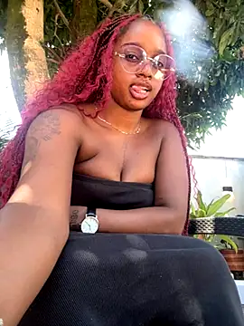 Snapshot of darle_volant chatting on November 18, 4:22 pm darle volant online show from November 18, 4:22 pm