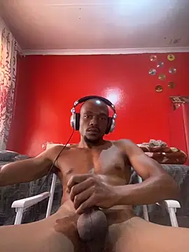 Snapshot of BaggyDirt chatting on October 6, 8:12 am BaggyDirt online show from October 6, 8:12 am