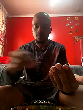 Snapshot of BaggyDirt chatting on November 11, 10:15 am BaggyDirt online show from November 11, 10:15 am