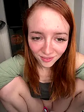 FayeFlame online show from October 27, 8:35 pm