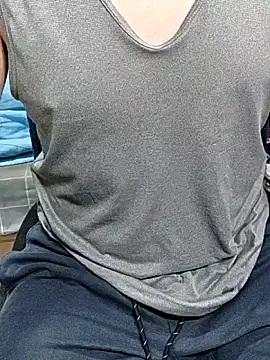 25monster online show from March 31, 6:52 pm