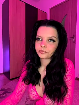 Snapshot of Mihadttraf chatting on November 16, 6:46 pm Mihadttraf online show from November 16, 6:46 pm