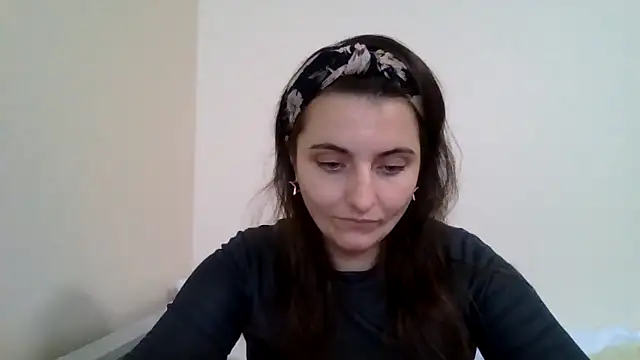 Snapshot of DInaraXRose chatting on October 7, 11:07 am DInaraXRose online show from October 7, 11:07 am