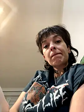 Snapshot of Piggiteablacktea chatting on November 29, 10:13 pm Piggiteablacktea online show from November 29, 10:13 pm