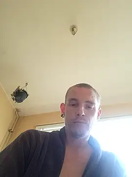 piercingpik online show from January 10, 12:40 pm