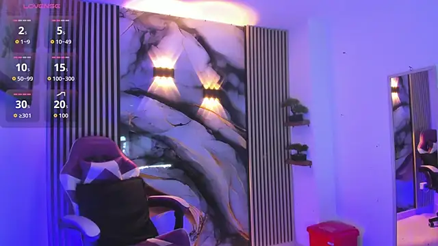 chloe jacksonn online show from March 31, 10:10 pm