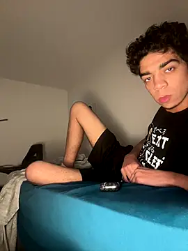 Snapshot of Ryan_12xX chatting on September 23, 10:02 pm Ryan 12xX online show from September 23, 10:02 pm