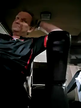 wallacelegend online show from September 8, 9:03 pm