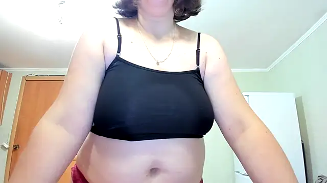 KATTYWARM  online show from December 3, 9:57 pm