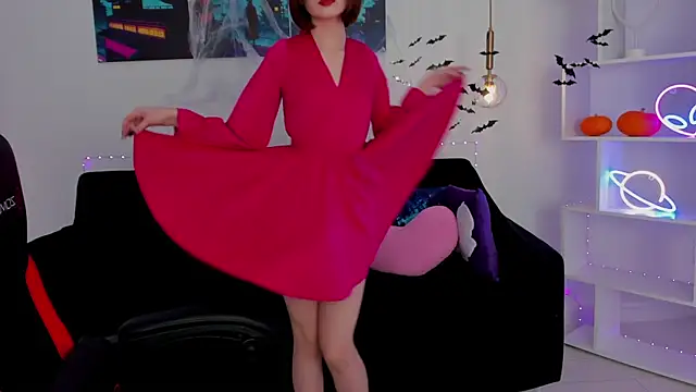 Snapshot of KiraHolli chatting on November 2, 3:09 am KiraHolli online show from November 2, 3:09 am