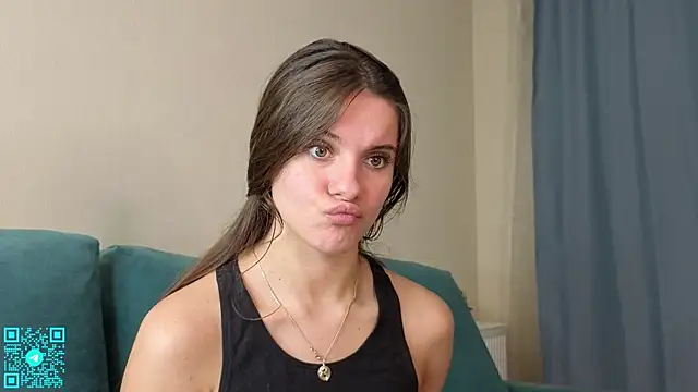 chloemilka online show from September 19, 5:46 pm