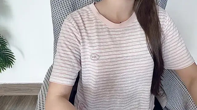 LiLi Sweetie online show from October 27, 4:49 am