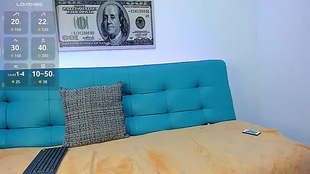 elizabeth lamer online show from April 15, 2:18 am