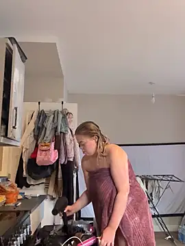 KaylaTrudi online show from October 20, 8:48 am