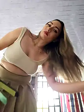 Snapshot of Natasanz chatting on September 16, 8:43 pm Natasanz online show from September 16, 8:43 pm