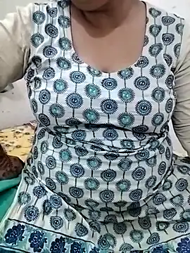 Snapshot of BHABHIJAAN7317 chatting on October 22, 6:07 pm BHABHIJAAN7317 online show from October 22, 6:07 pm