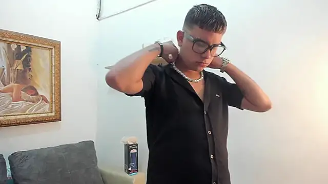 DavilANDkevin2 online show from October 18, 2:14 am