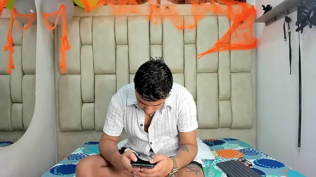 DavilANDkevin2 online show from November 2, 2:36 am