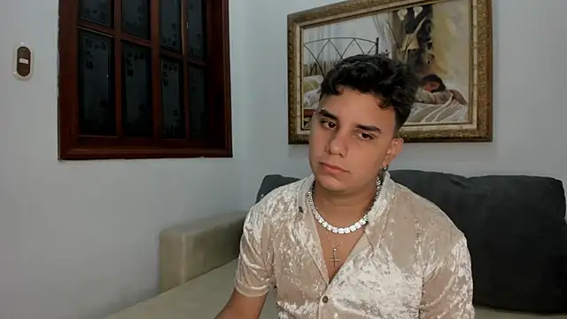 DavilANDkevin2 online show from December 5, 2:42 am