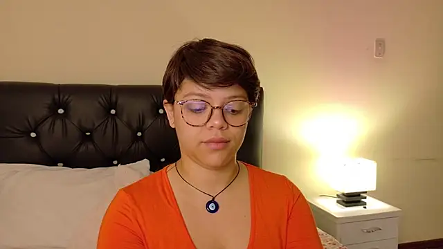 Snapshot of Amanda_sweet chatting on March 20, 12:00 pm Amanda sweet online show from March 20, 12:00 pm