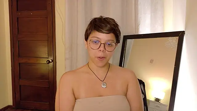 Snapshot of Amanda_sweet chatting on March 22, 6:14 pm Amanda sweet online show from March 22, 6:14 pm