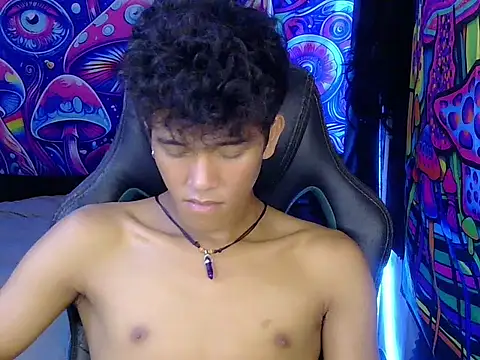 kenbigcockxx online show from June 6, 6:40 am