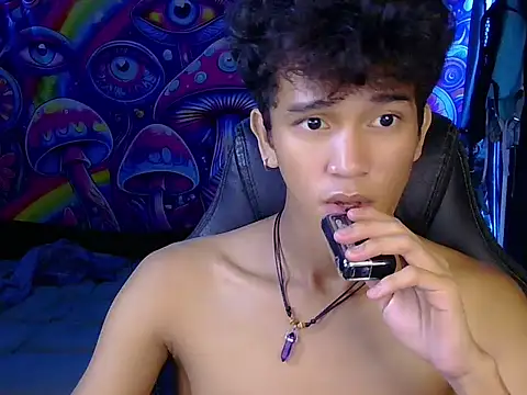 kenbigcockxx online show from June 7, 5:16 pm