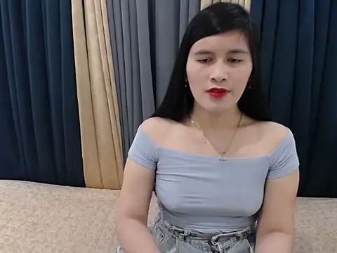 Snapshot of pinay_amaliax chatting on October 19, 10:27 am pinay amaliax online show from October 19, 10:27 am