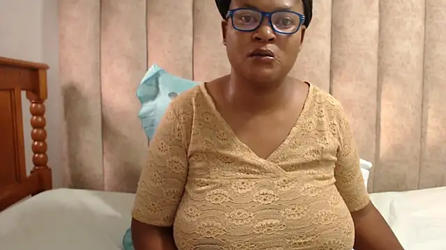 Sexybusty01 online show from February 18, 5:14 am