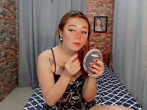 cutemac69 online show from September 12, 1:55 pm