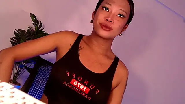 nathaliehardcore1x online show from November 28, 7:05 pm