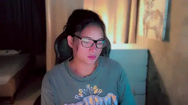 kaicromwell  online show from September 19, 8:38 am