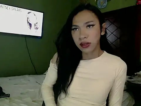 Snapshot of Annaloula chatting on October 15, 3:45 pm Annaloula online show from October 15, 3:45 pm