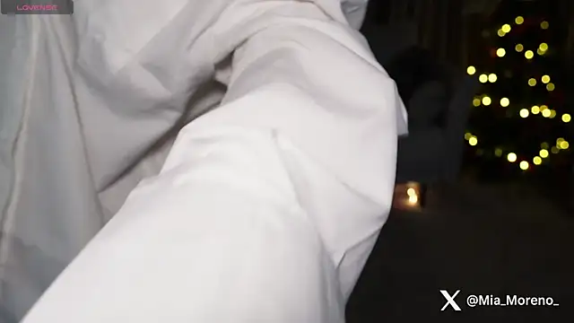 ArianaaSwift online show from December 21, 5:20 pm