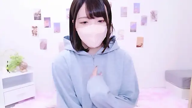 Snapshot of Anzu_xx chatting on November 11, 12:10 am Anzu xx online show from November 11, 12:10 am