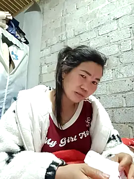 jienrrr online show from October 13, 11:27 pm