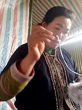 jienrrr online show from October 28, 2:26 am