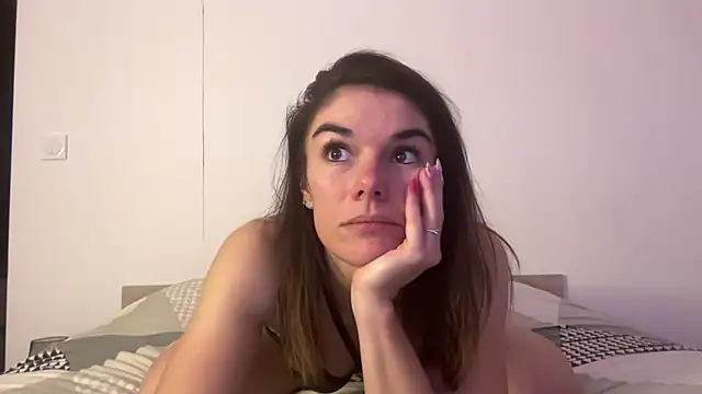 Snapshot of Caro663 chatting on October 23, 7:23 pm Caro663 online show from October 23, 7:23 pm