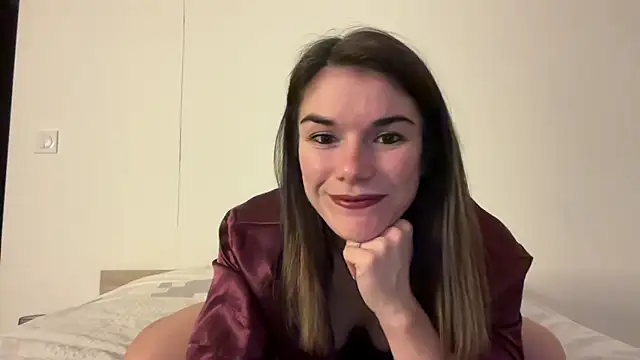 Snapshot of Caro663 chatting on November 22, 9:25 pm Caro663 online show from November 22, 9:25 pm