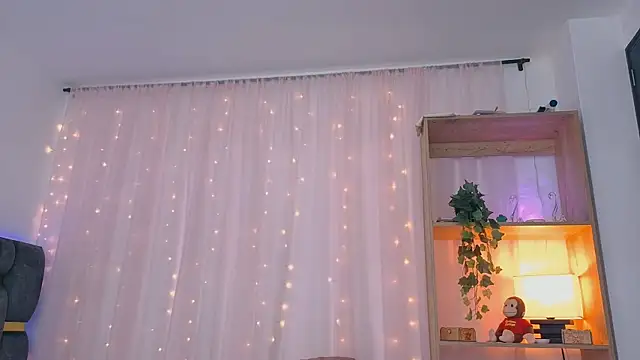 anitaglow online show from September 28, 4:34 pm