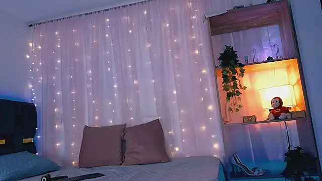 anitaglow online show from October 15, 2:11 am