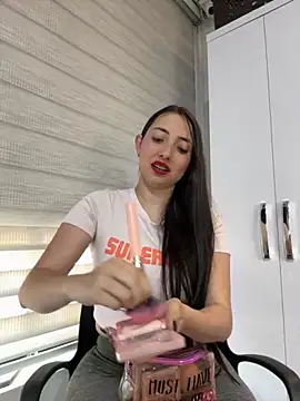 Snapshot of AndieJones_ chatting on November 12, 12:16 pm AndieJones online show from November 12, 12:16 pm