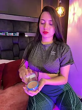 Snapshot of AndieJones_ chatting on November 21, 12:37 pm AndieJones online show from November 21, 12:37 pm