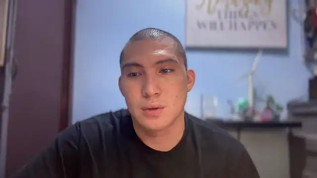 lovely jay online show from November 19, 6:57 am