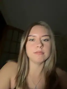 Tomyris yuki online show from November 19, 8:20 pm